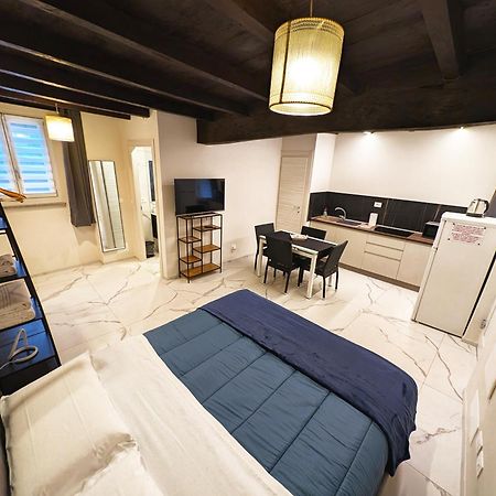 Le Torri Loft Apartment フォッサーノ エクステリア 写真